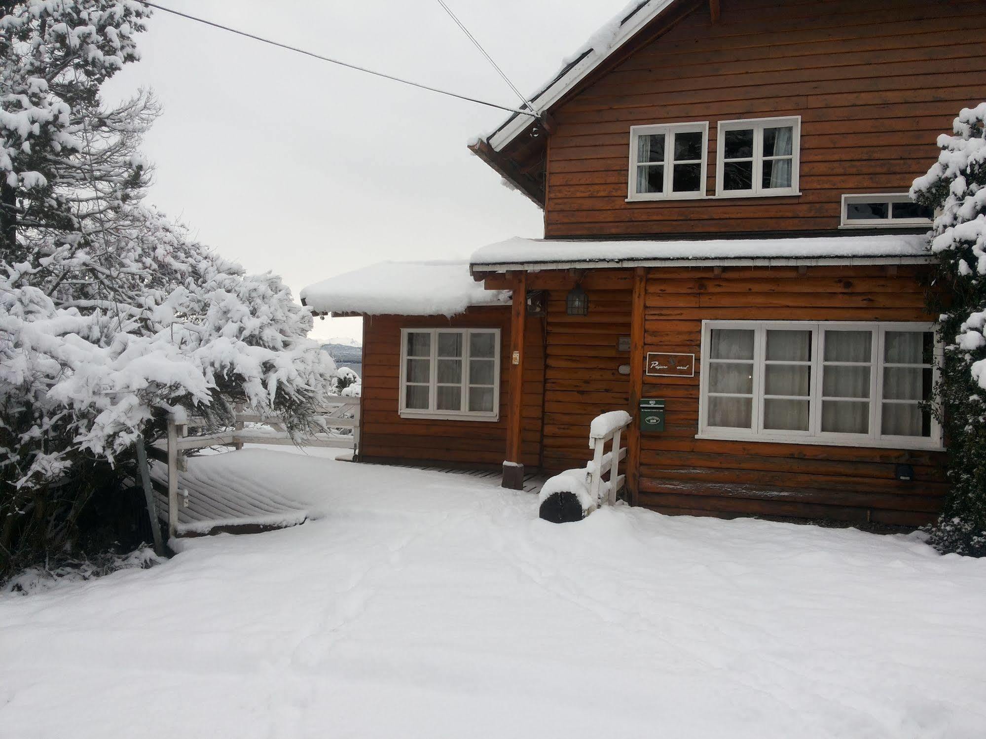 Pajaro Azul Bed & Breakfast ซานคาร์ลอส เด บาริโลเช ภายนอก รูปภาพ